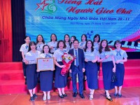 THÁNG 11 RỰC RỠ: KHOA DU LỊCH & NGOẠI NGỮ KHẲNG ĐỊNH VỊ THẾ VỚI NHỮNG THÀNH TỰU NỔI BẬT (PHẦN 2)